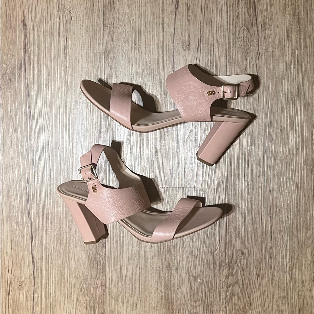 Cole Haan light/pale pink leather sandals